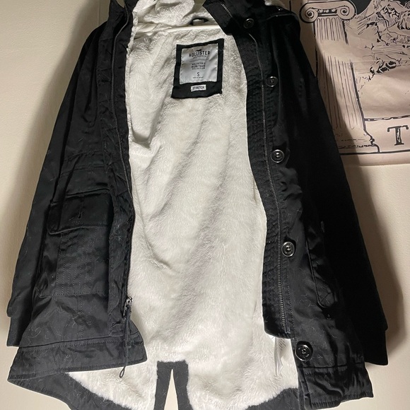 Women Winter Coat - Picture 2 of 2